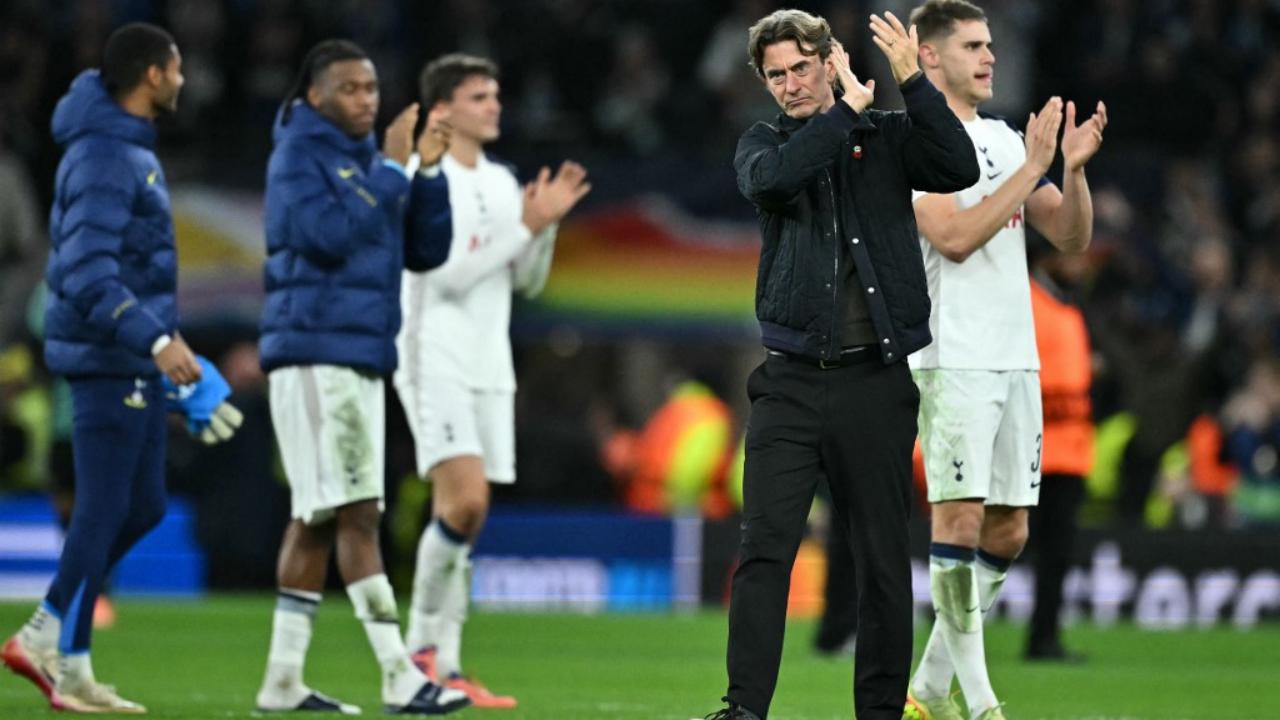 Thomas Frank berada di bawah tekanan usai hasil buruk Tottenham Hotspur