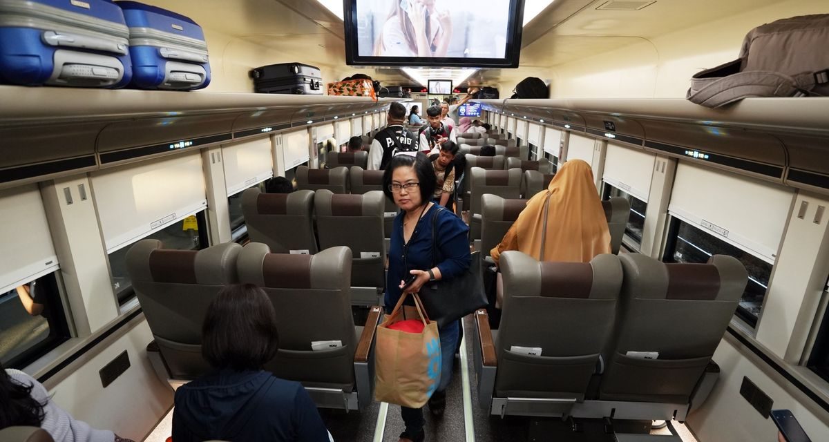 KAI Gajayana Operasikan Stainless Steel New Generation