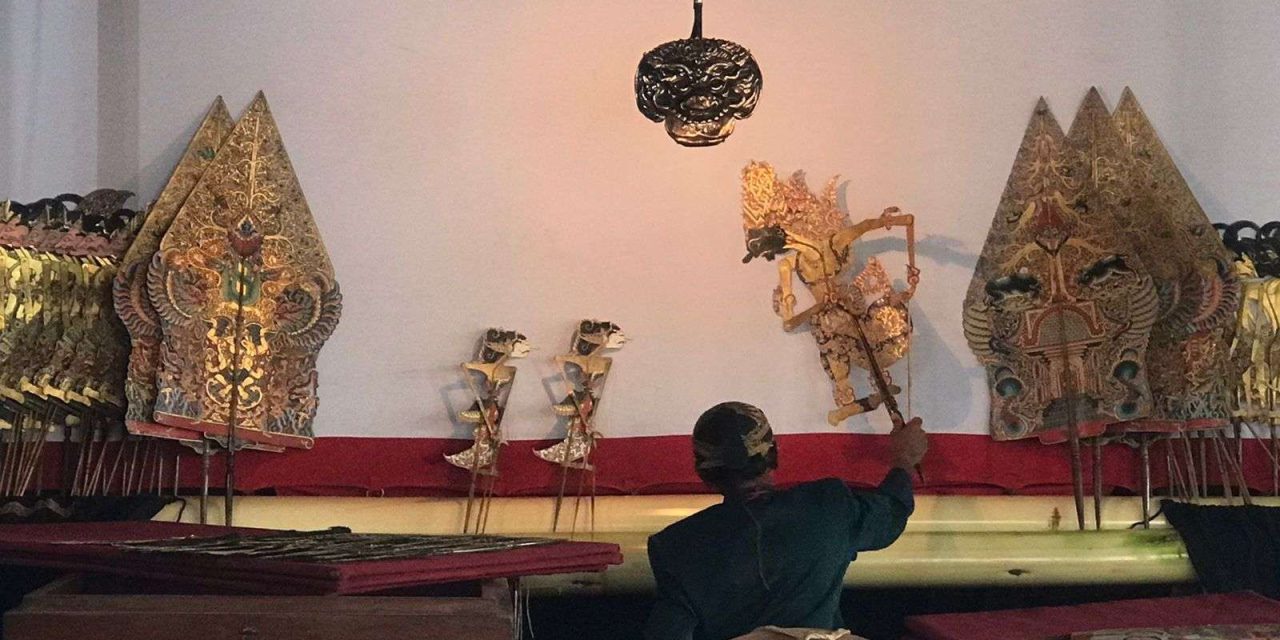 Merti Dusun dan Wayang Kulit: Identitas Budaya Masyarakat Desa