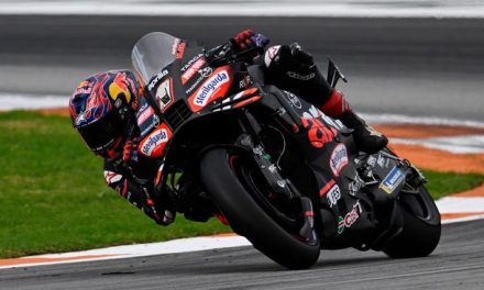Aprilia Yakin Juara MotoGP 2026, Dominasi Marquez Terancam