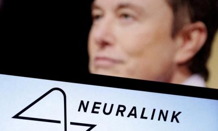 Neuralink Siap Produksi Massal Implan Otak pada 2026