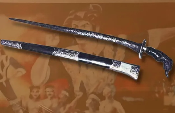 Senjata tradisional Lampung yang digunakan dalam perjuangan Raden Inten II