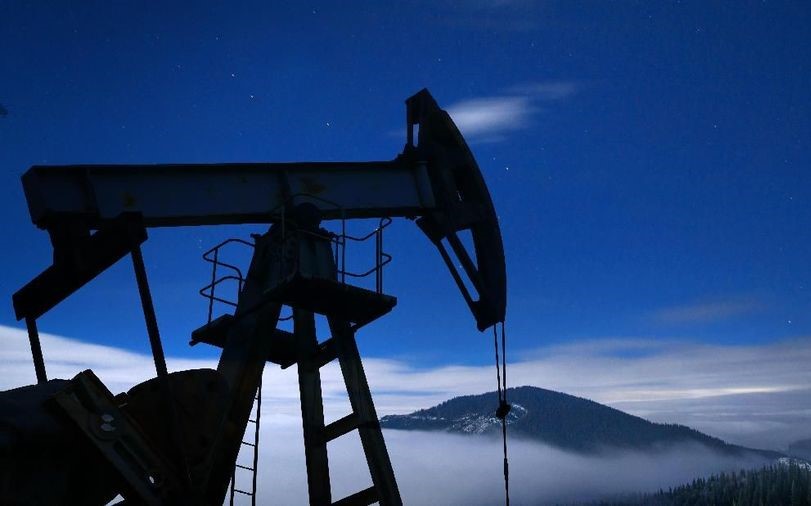 Cadangan Minyak Dunia Dilepas, Harga Tetap Tinggi