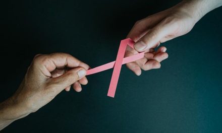 4 Tanda Kanker Genetik yang Bisa Diturunkan dalam Keluarga