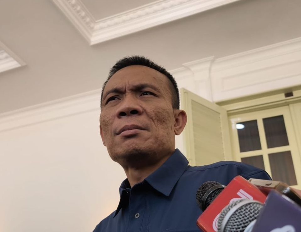 Polda Metro Jaya umumkan penghentian kasus Rismon Sianipar