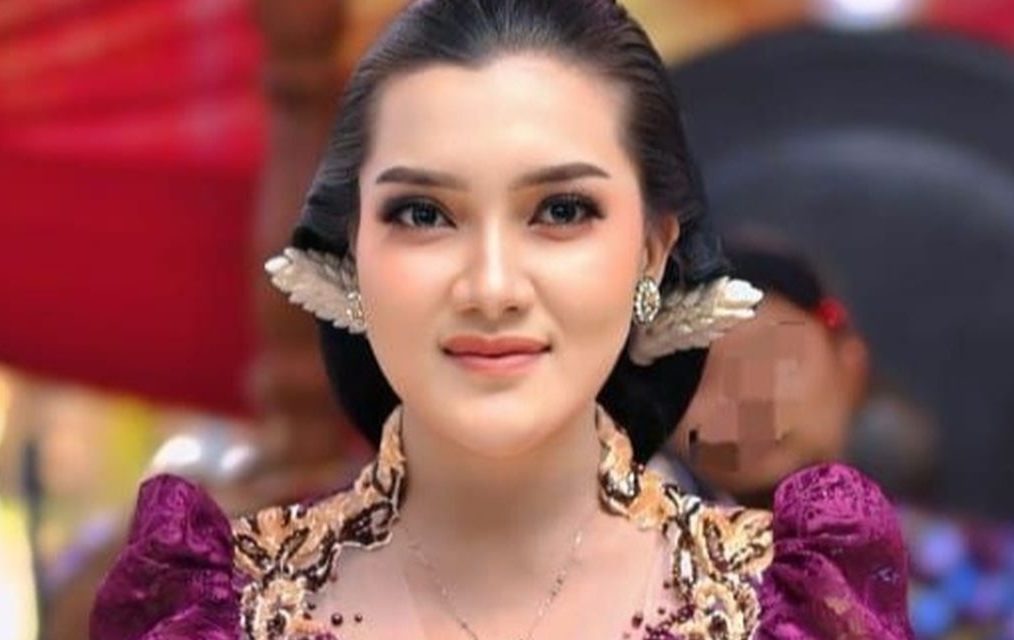 Sinden Muda Asal Pati Yheni Konsisten Melestarikan Seni Nyinden
