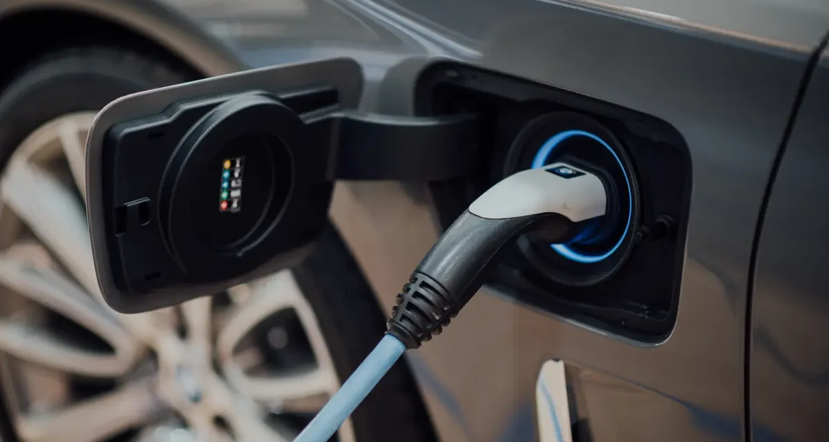 7 Keuntungan Mobil Listrik, Hemat Biaya dan Nikmati PKB 0%