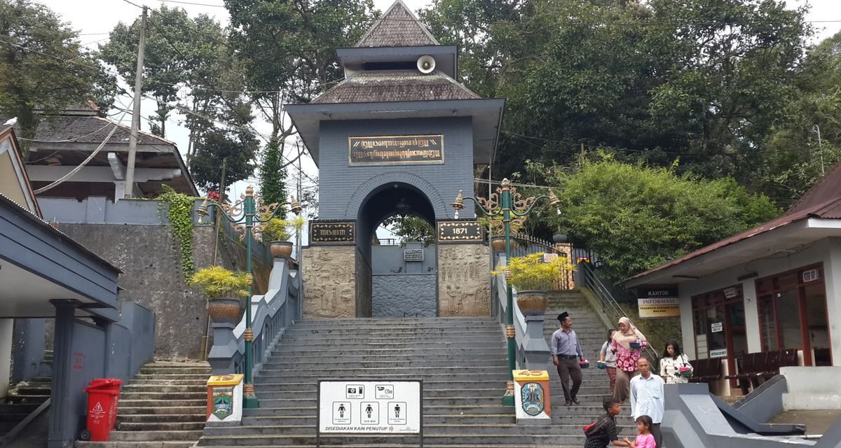 Sejarah Gunung Kawi Malang, Wisata Religi Sarat Budaya