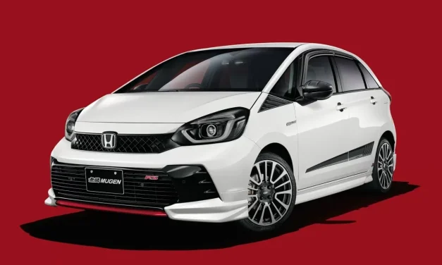 Honda Fit Makin Sporty dengan Paket Aksesori Mugen Infinite Parts