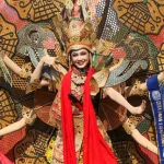 Gintangan Bamboo Festival Tampilkan Kostum Bambu Kreasi UMKM Banyuwangi