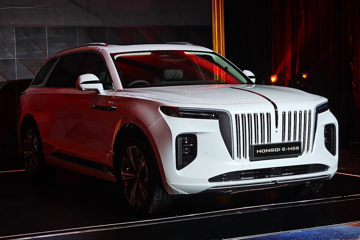 Hongqi E-HS9