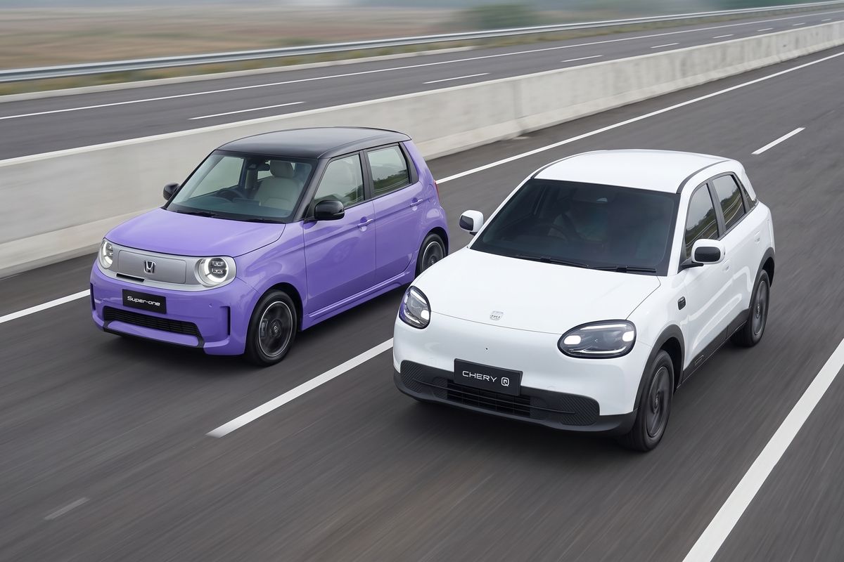 Chery Q vs Honda Super-ONE