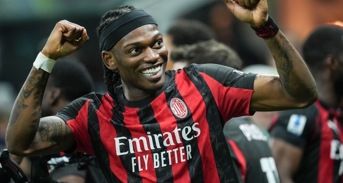 Rafael Leao Tinggalkan AC Milan, Akhiri Tujuh Tahun Perjalanan di San Siro